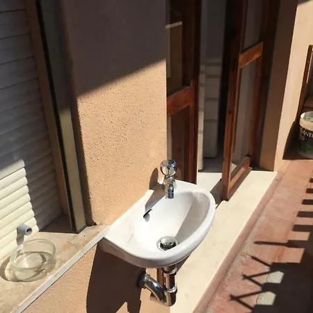 L'edera Di Gavina Apt Guest house *