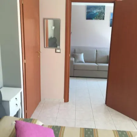Vendégház L'edera Di Gavina Apt 3*